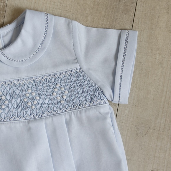 Smocked Embroidered Diamond Creeper BLUE Feltman Brothers NWT - Picture 4 of 4